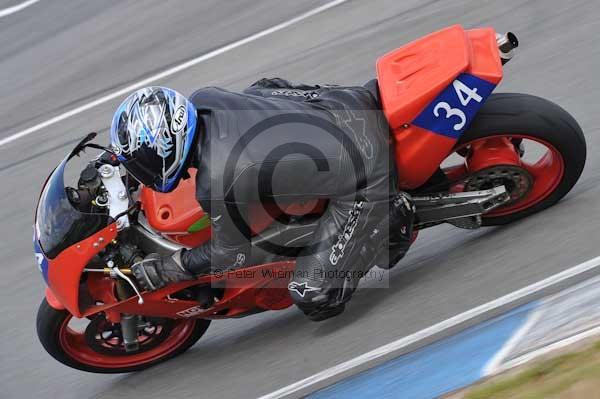 Motorcycle action photographs;donington;donington park leicestershire;donington photographs;event digital images;eventdigitalimages;no limits trackday;peter wileman photography;trackday;trackday digital images;trackday photos