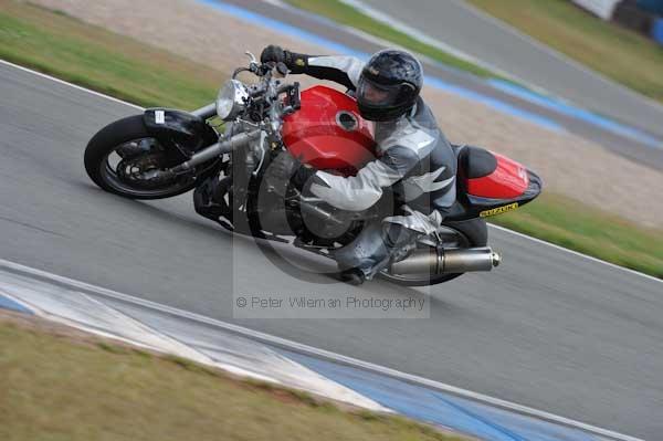 Motorcycle action photographs;donington;donington park leicestershire;donington photographs;event digital images;eventdigitalimages;no limits trackday;peter wileman photography;trackday;trackday digital images;trackday photos