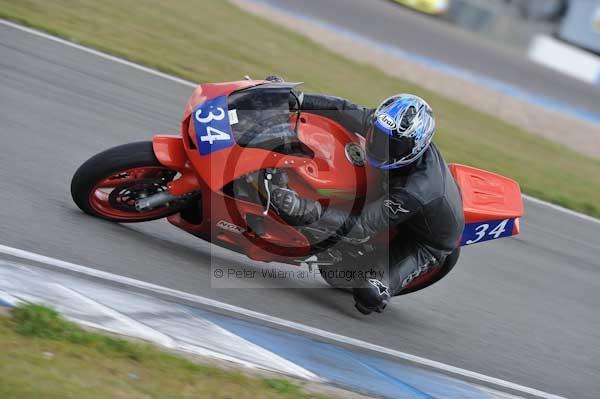 Motorcycle action photographs;donington;donington park leicestershire;donington photographs;event digital images;eventdigitalimages;no limits trackday;peter wileman photography;trackday;trackday digital images;trackday photos