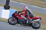 Motorcycle-action-photographs;donington;donington-park-leicestershire;donington-photographs;event-digital-images;eventdigitalimages;no-limits-trackday;peter-wileman-photography;trackday;trackday-digital-images;trackday-photos