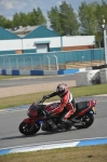 Motorcycle-action-photographs;donington;donington-park-leicestershire;donington-photographs;event-digital-images;eventdigitalimages;no-limits-trackday;peter-wileman-photography;trackday;trackday-digital-images;trackday-photos