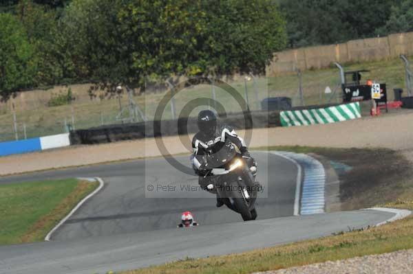 Motorcycle action photographs;donington;donington park leicestershire;donington photographs;event digital images;eventdigitalimages;no limits trackday;peter wileman photography;trackday;trackday digital images;trackday photos