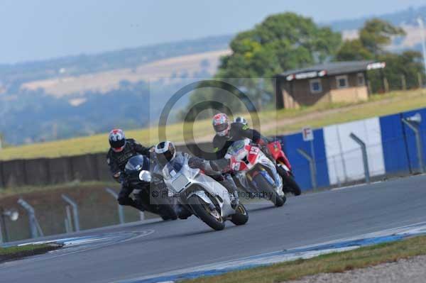Motorcycle action photographs;donington;donington park leicestershire;donington photographs;event digital images;eventdigitalimages;no limits trackday;peter wileman photography;trackday;trackday digital images;trackday photos