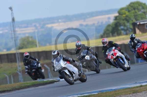 Motorcycle action photographs;donington;donington park leicestershire;donington photographs;event digital images;eventdigitalimages;no limits trackday;peter wileman photography;trackday;trackday digital images;trackday photos