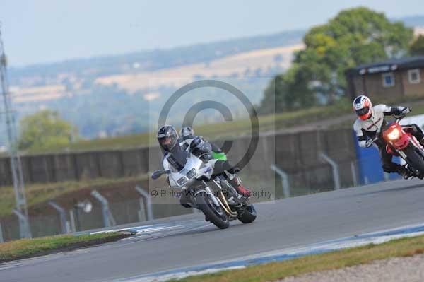 Motorcycle action photographs;donington;donington park leicestershire;donington photographs;event digital images;eventdigitalimages;no limits trackday;peter wileman photography;trackday;trackday digital images;trackday photos