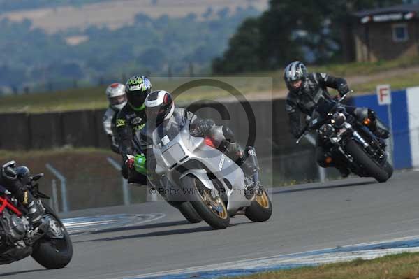 Motorcycle action photographs;donington;donington park leicestershire;donington photographs;event digital images;eventdigitalimages;no limits trackday;peter wileman photography;trackday;trackday digital images;trackday photos