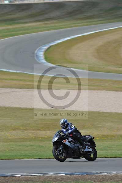 Motorcycle action photographs;donington;donington park leicestershire;donington photographs;event digital images;eventdigitalimages;no limits trackday;peter wileman photography;trackday;trackday digital images;trackday photos