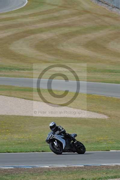 Motorcycle action photographs;donington;donington park leicestershire;donington photographs;event digital images;eventdigitalimages;no limits trackday;peter wileman photography;trackday;trackday digital images;trackday photos