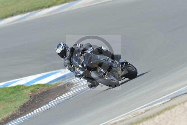 Motorcycle action photographs;donington;donington park leicestershire;donington photographs;event digital images;eventdigitalimages;no limits trackday;peter wileman photography;trackday;trackday digital images;trackday photos