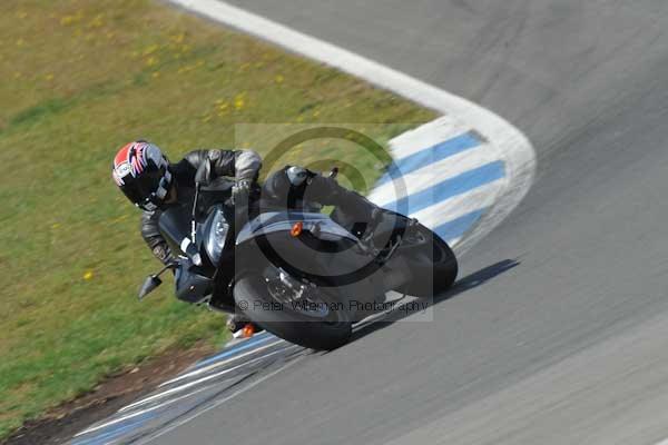 Motorcycle action photographs;donington;donington park leicestershire;donington photographs;event digital images;eventdigitalimages;no limits trackday;peter wileman photography;trackday;trackday digital images;trackday photos
