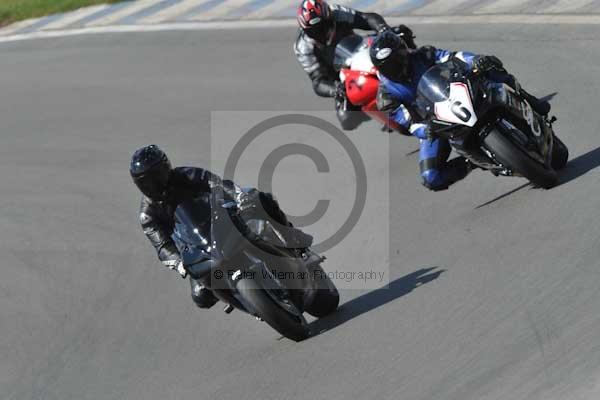 Motorcycle action photographs;donington;donington park leicestershire;donington photographs;event digital images;eventdigitalimages;no limits trackday;peter wileman photography;trackday;trackday digital images;trackday photos