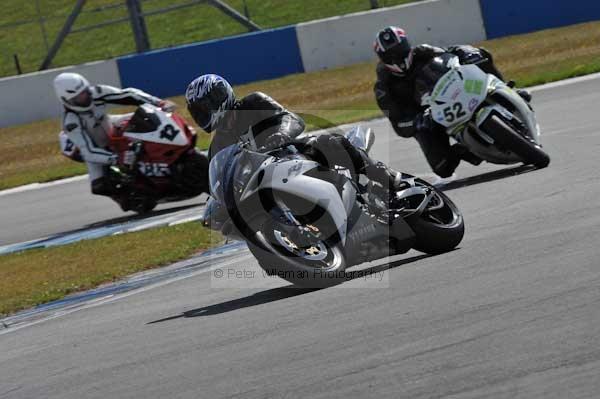 Motorcycle action photographs;donington;donington park leicestershire;donington photographs;event digital images;eventdigitalimages;no limits trackday;peter wileman photography;trackday;trackday digital images;trackday photos