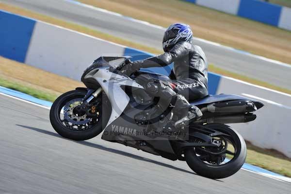 Motorcycle action photographs;donington;donington park leicestershire;donington photographs;event digital images;eventdigitalimages;no limits trackday;peter wileman photography;trackday;trackday digital images;trackday photos