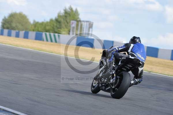 Motorcycle action photographs;donington;donington park leicestershire;donington photographs;event digital images;eventdigitalimages;no limits trackday;peter wileman photography;trackday;trackday digital images;trackday photos