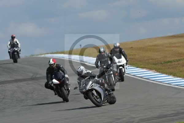 Motorcycle action photographs;donington;donington park leicestershire;donington photographs;event digital images;eventdigitalimages;no limits trackday;peter wileman photography;trackday;trackday digital images;trackday photos