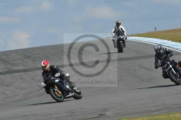 Motorcycle action photographs;donington;donington park leicestershire;donington photographs;event digital images;eventdigitalimages;no limits trackday;peter wileman photography;trackday;trackday digital images;trackday photos