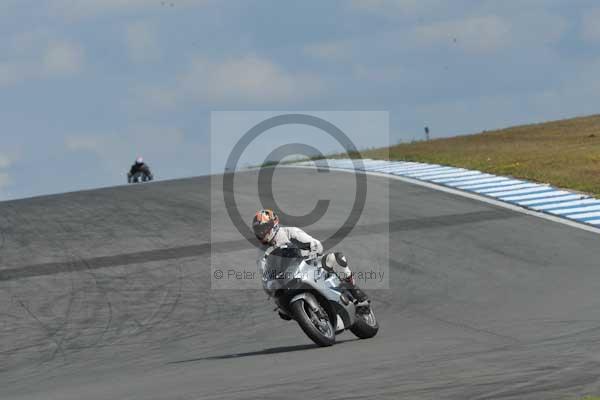 Motorcycle action photographs;donington;donington park leicestershire;donington photographs;event digital images;eventdigitalimages;no limits trackday;peter wileman photography;trackday;trackday digital images;trackday photos