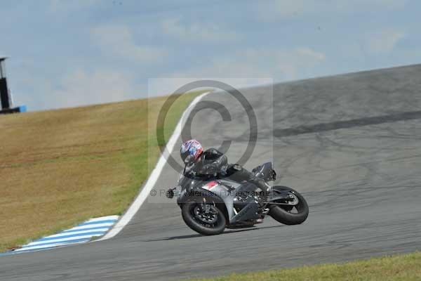Motorcycle action photographs;donington;donington park leicestershire;donington photographs;event digital images;eventdigitalimages;no limits trackday;peter wileman photography;trackday;trackday digital images;trackday photos