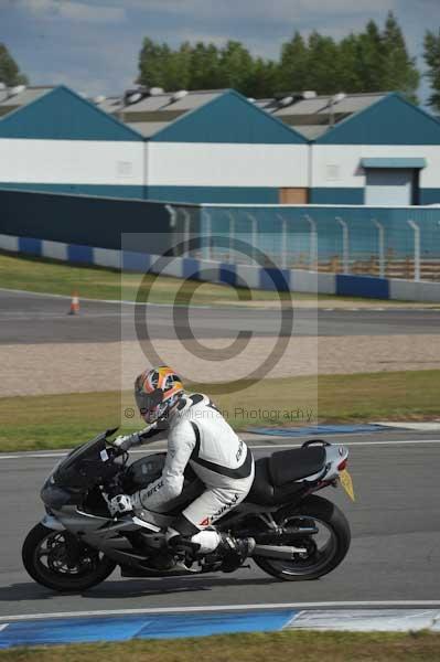Motorcycle action photographs;donington;donington park leicestershire;donington photographs;event digital images;eventdigitalimages;no limits trackday;peter wileman photography;trackday;trackday digital images;trackday photos