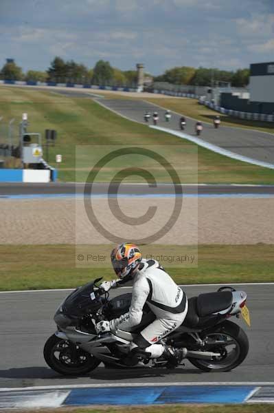Motorcycle action photographs;donington;donington park leicestershire;donington photographs;event digital images;eventdigitalimages;no limits trackday;peter wileman photography;trackday;trackday digital images;trackday photos