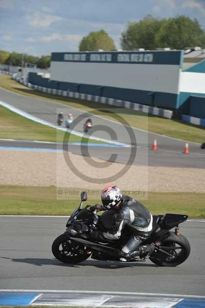 Motorcycle action photographs;donington;donington park leicestershire;donington photographs;event digital images;eventdigitalimages;no limits trackday;peter wileman photography;trackday;trackday digital images;trackday photos