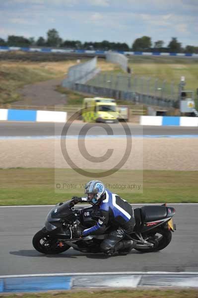 Motorcycle action photographs;donington;donington park leicestershire;donington photographs;event digital images;eventdigitalimages;no limits trackday;peter wileman photography;trackday;trackday digital images;trackday photos