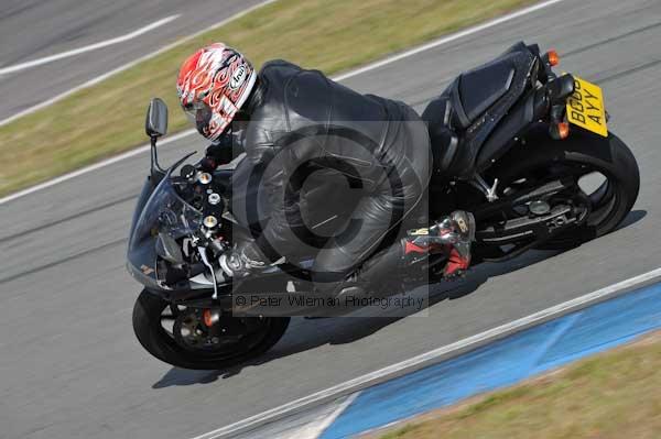 Motorcycle action photographs;donington;donington park leicestershire;donington photographs;event digital images;eventdigitalimages;no limits trackday;peter wileman photography;trackday;trackday digital images;trackday photos