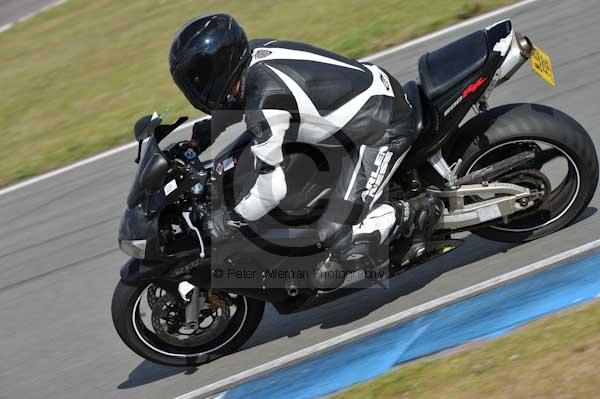 Motorcycle action photographs;donington;donington park leicestershire;donington photographs;event digital images;eventdigitalimages;no limits trackday;peter wileman photography;trackday;trackday digital images;trackday photos