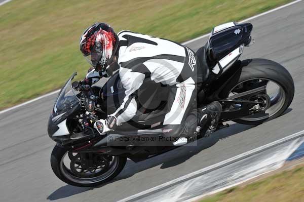 Motorcycle action photographs;donington;donington park leicestershire;donington photographs;event digital images;eventdigitalimages;no limits trackday;peter wileman photography;trackday;trackday digital images;trackday photos