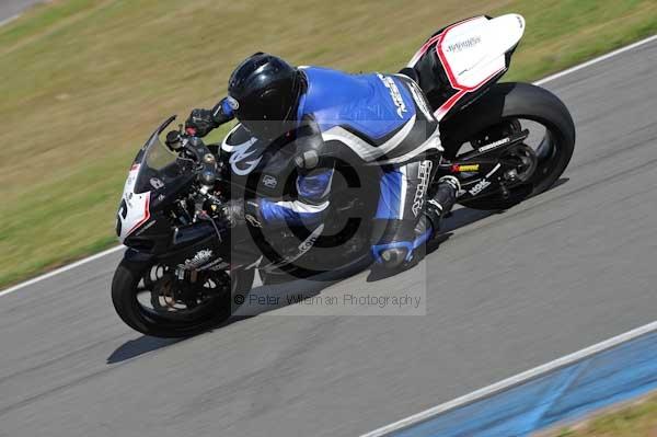 Motorcycle action photographs;donington;donington park leicestershire;donington photographs;event digital images;eventdigitalimages;no limits trackday;peter wileman photography;trackday;trackday digital images;trackday photos