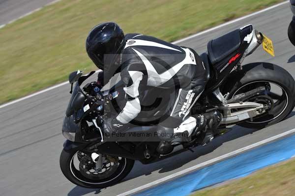Motorcycle action photographs;donington;donington park leicestershire;donington photographs;event digital images;eventdigitalimages;no limits trackday;peter wileman photography;trackday;trackday digital images;trackday photos