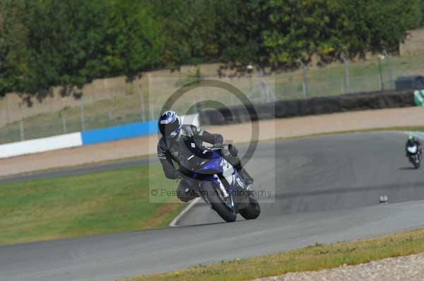 Motorcycle action photographs;donington;donington park leicestershire;donington photographs;event digital images;eventdigitalimages;no limits trackday;peter wileman photography;trackday;trackday digital images;trackday photos