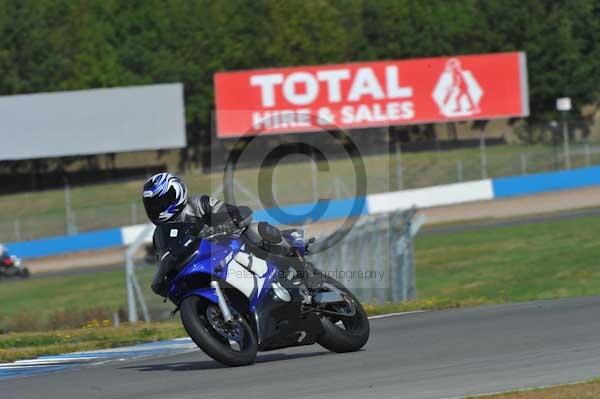 Motorcycle action photographs;donington;donington park leicestershire;donington photographs;event digital images;eventdigitalimages;no limits trackday;peter wileman photography;trackday;trackday digital images;trackday photos