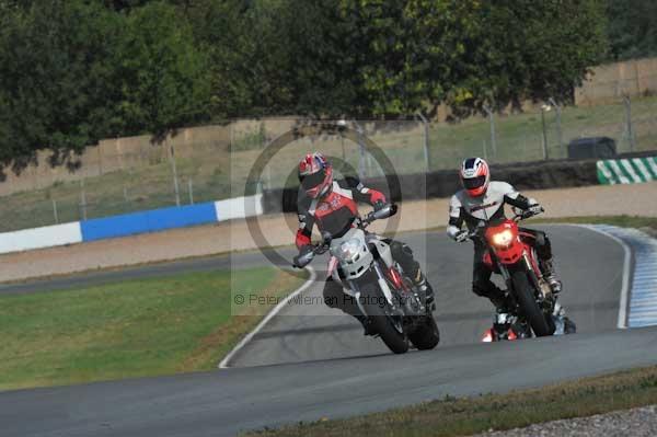 Motorcycle action photographs;donington;donington park leicestershire;donington photographs;event digital images;eventdigitalimages;no limits trackday;peter wileman photography;trackday;trackday digital images;trackday photos