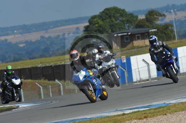 Motorcycle action photographs;donington;donington park leicestershire;donington photographs;event digital images;eventdigitalimages;no limits trackday;peter wileman photography;trackday;trackday digital images;trackday photos