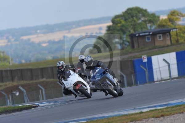 Motorcycle action photographs;donington;donington park leicestershire;donington photographs;event digital images;eventdigitalimages;no limits trackday;peter wileman photography;trackday;trackday digital images;trackday photos