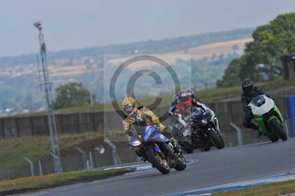Motorcycle action photographs;donington;donington park leicestershire;donington photographs;event digital images;eventdigitalimages;no limits trackday;peter wileman photography;trackday;trackday digital images;trackday photos