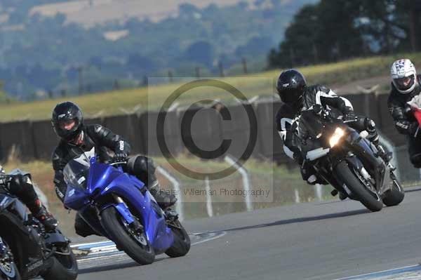 Motorcycle action photographs;donington;donington park leicestershire;donington photographs;event digital images;eventdigitalimages;no limits trackday;peter wileman photography;trackday;trackday digital images;trackday photos