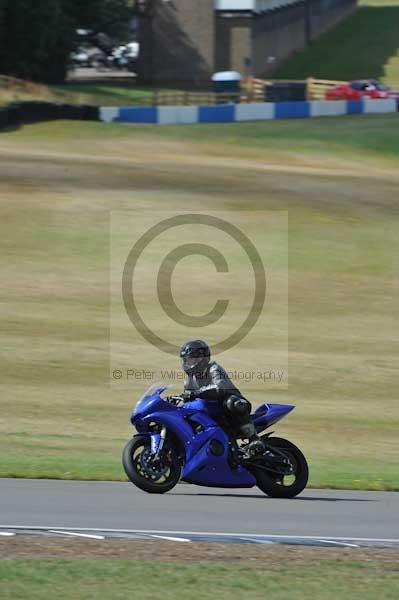 Motorcycle action photographs;donington;donington park leicestershire;donington photographs;event digital images;eventdigitalimages;no limits trackday;peter wileman photography;trackday;trackday digital images;trackday photos
