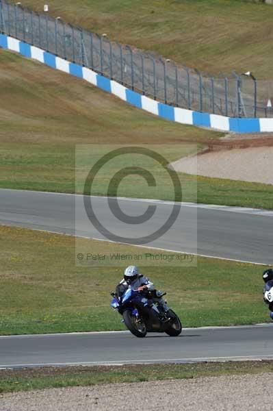 Motorcycle action photographs;donington;donington park leicestershire;donington photographs;event digital images;eventdigitalimages;no limits trackday;peter wileman photography;trackday;trackday digital images;trackday photos