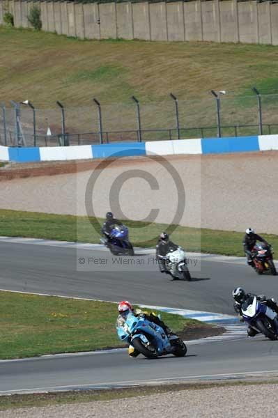 Motorcycle action photographs;donington;donington park leicestershire;donington photographs;event digital images;eventdigitalimages;no limits trackday;peter wileman photography;trackday;trackday digital images;trackday photos