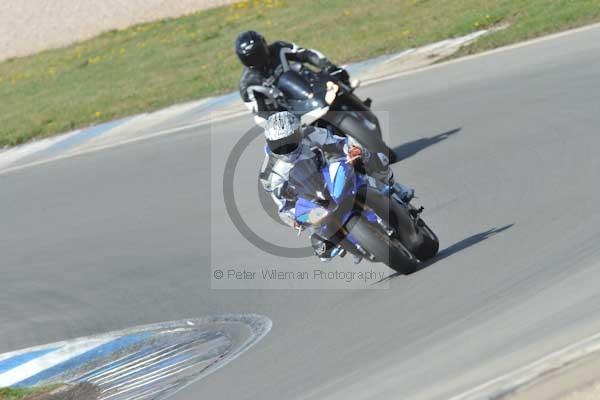 Motorcycle action photographs;donington;donington park leicestershire;donington photographs;event digital images;eventdigitalimages;no limits trackday;peter wileman photography;trackday;trackday digital images;trackday photos