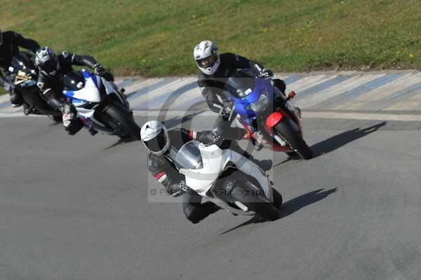 Motorcycle action photographs;donington;donington park leicestershire;donington photographs;event digital images;eventdigitalimages;no limits trackday;peter wileman photography;trackday;trackday digital images;trackday photos