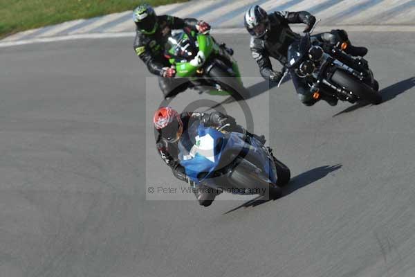 Motorcycle action photographs;donington;donington park leicestershire;donington photographs;event digital images;eventdigitalimages;no limits trackday;peter wileman photography;trackday;trackday digital images;trackday photos