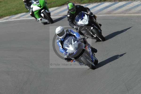 Motorcycle action photographs;donington;donington park leicestershire;donington photographs;event digital images;eventdigitalimages;no limits trackday;peter wileman photography;trackday;trackday digital images;trackday photos