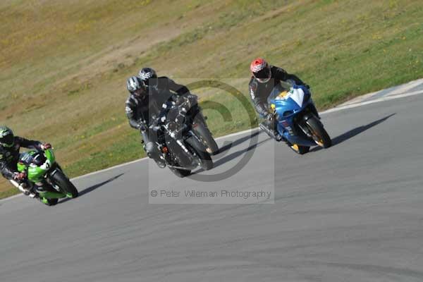 Motorcycle action photographs;donington;donington park leicestershire;donington photographs;event digital images;eventdigitalimages;no limits trackday;peter wileman photography;trackday;trackday digital images;trackday photos