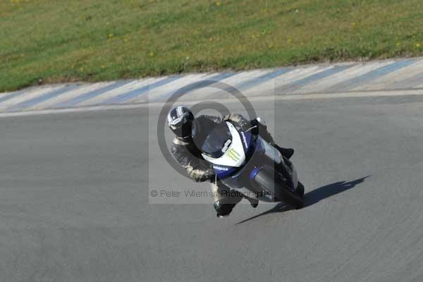 Motorcycle action photographs;donington;donington park leicestershire;donington photographs;event digital images;eventdigitalimages;no limits trackday;peter wileman photography;trackday;trackday digital images;trackday photos