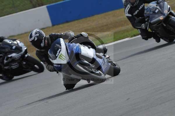 Motorcycle action photographs;donington;donington park leicestershire;donington photographs;event digital images;eventdigitalimages;no limits trackday;peter wileman photography;trackday;trackday digital images;trackday photos