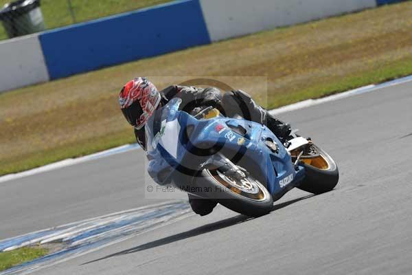 Motorcycle action photographs;donington;donington park leicestershire;donington photographs;event digital images;eventdigitalimages;no limits trackday;peter wileman photography;trackday;trackday digital images;trackday photos