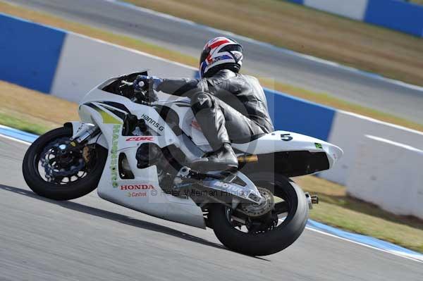 Motorcycle action photographs;donington;donington park leicestershire;donington photographs;event digital images;eventdigitalimages;no limits trackday;peter wileman photography;trackday;trackday digital images;trackday photos